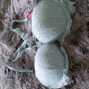 Victoria's Secret nwt pushup bra